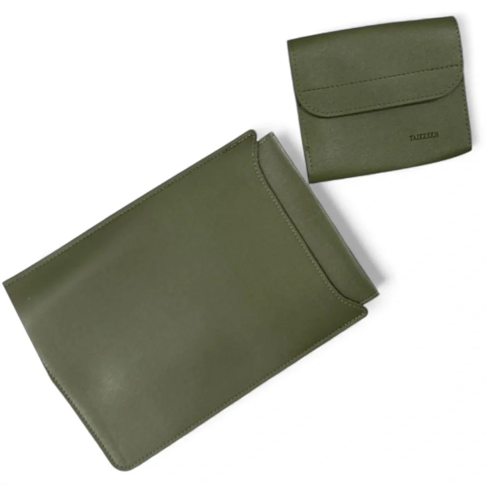 TAIKESEN OLIVE GREEN LEATHER STYLE LAPTOP COVER SLEEVE matching accessory pouch